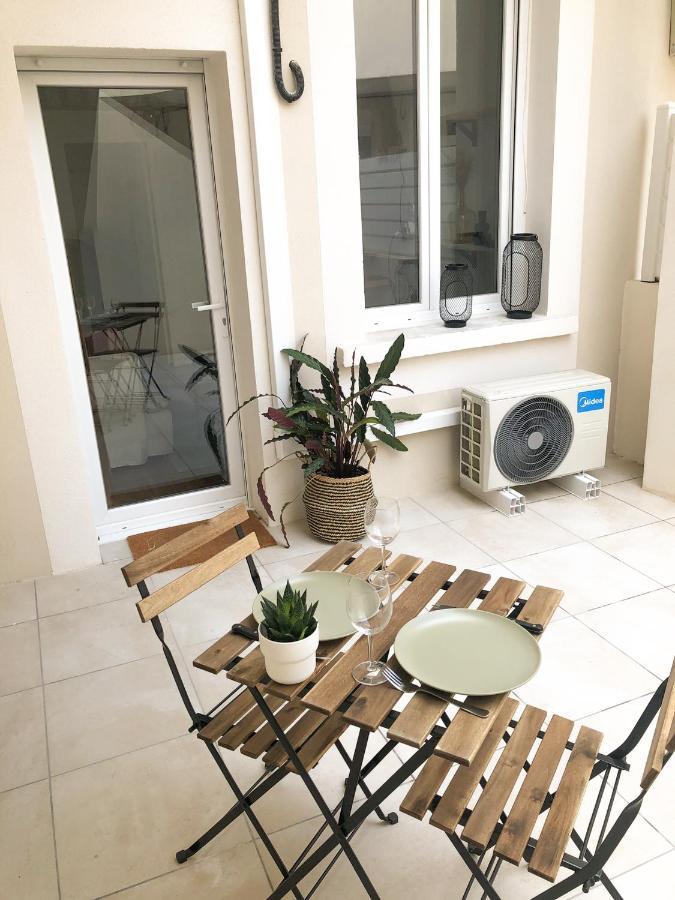 Studio Climatise - Gare - Centre Ville Nîmes Kültér fotó